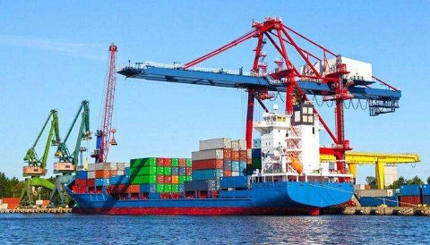 在新冠疫情的影響下,我國進(jìn)出口貨運(yùn)代理企業(yè)面臨更激烈的挑戰(zhàn)